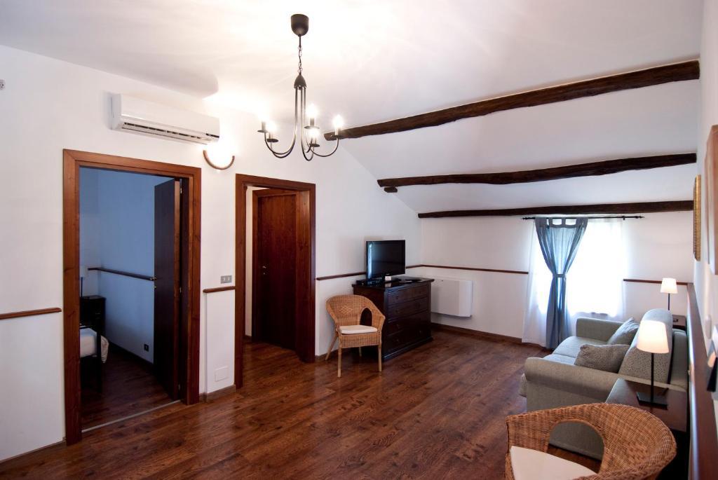 Agriturismo Villa Irelli Castellalto Szoba fotó