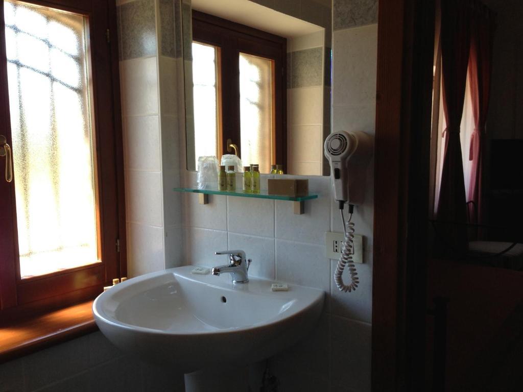 Agriturismo Villa Irelli Castellalto Szoba fotó
